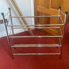 2 x extendable shoe racks