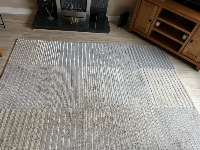 Rug size 160/220. Good condition