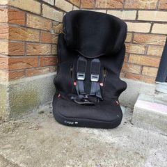 Cuggl car seat