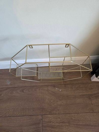 Hexagonal metal shelf