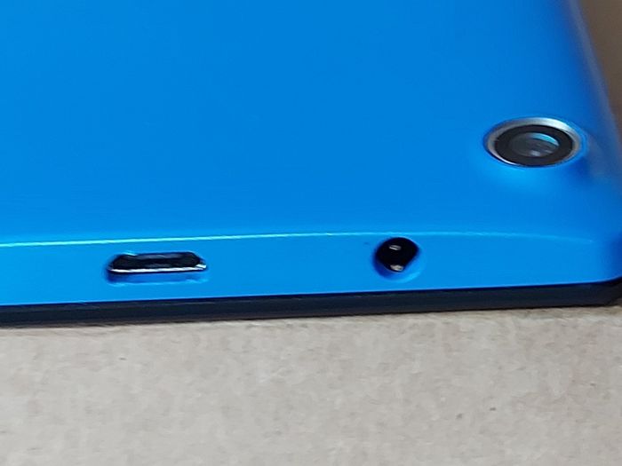 Lenovo Tab 2, Model A7-20F, great for youtube, internet, photos, etc in excellent condition