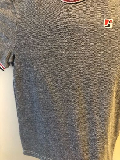 Grey T-shirt (age 5-6)