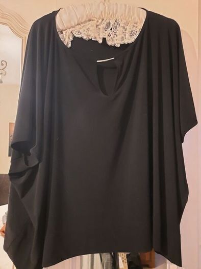 Joseph Ribkoff Batwing Top , Fits UK 18/20 , Mint Condition
