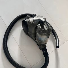 Wired vacuum cleaner