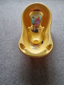 Childs cot and baby bath