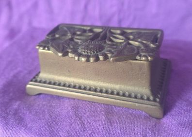 Vintage brass trinket box with sunflower detail