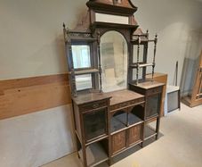 Vintage unit