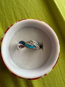 10ct white gold ring