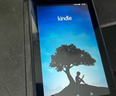 Amazon Fire Tablet - Kindle
