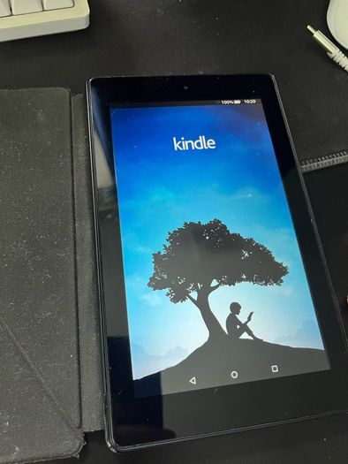 Amazon Fire Tablet - Kindle