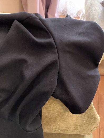 womans dress
