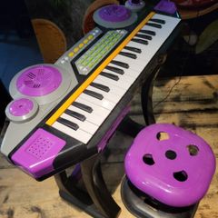 keyboard and microphone