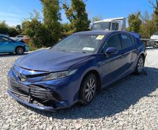 Breaking Toyota Camry hybrid 2020