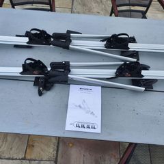 2 Halfords Exodus 635772 roof-mounted cycle carrier