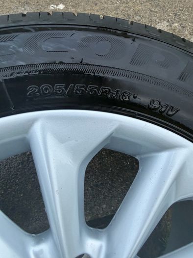 Toyota Corolla alloy wheel