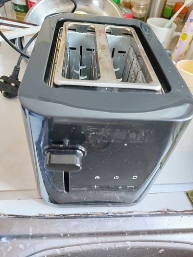 Silvercrest 2-Slice Toaster with Defrost & Reheat Functions