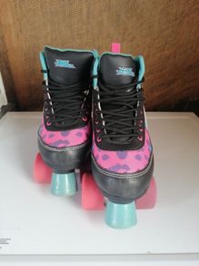 NO FEAR retro roller skates