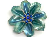 Vintage costume brooch