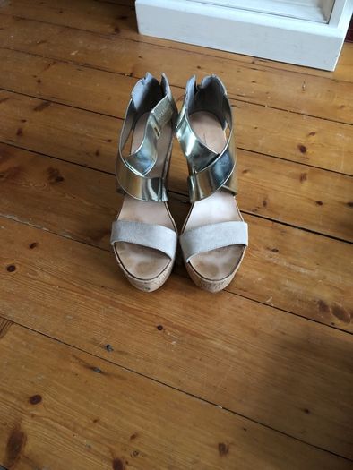 high heel sandals