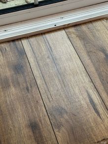 Brown Laminate Flooring 26m2
