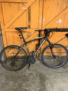 mens hybrid bike