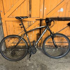 mens hybrid bike