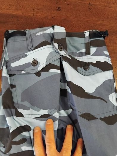 Waist Size 26 Midnight Camo Trs