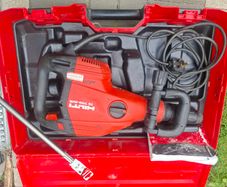HILTI TE700 230V warranty 6-months/receipt