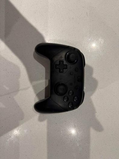 Nintendo Switch Oled include 4 Games,  Pro Controller