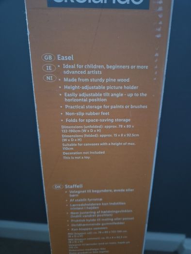easel stand