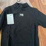 wang top Image 4