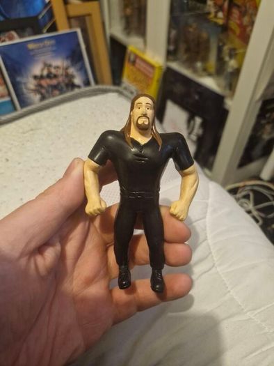 WWE Big Show Bend Em figure - WWF