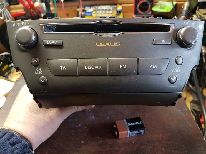 Lexus Is220 Radio / 6cd Player