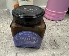 Cheese and wine chutney