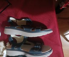 ladies sandals