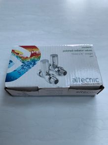 Altecnic modern chrome polished radiator valves 15mm 1/2"