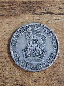 Great Britain UK 1934, One Shilling, George V, Silver Coin - free standard postage