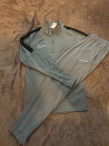 nike drifit tracksuit