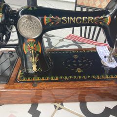 Antique singer 66K sewing machine