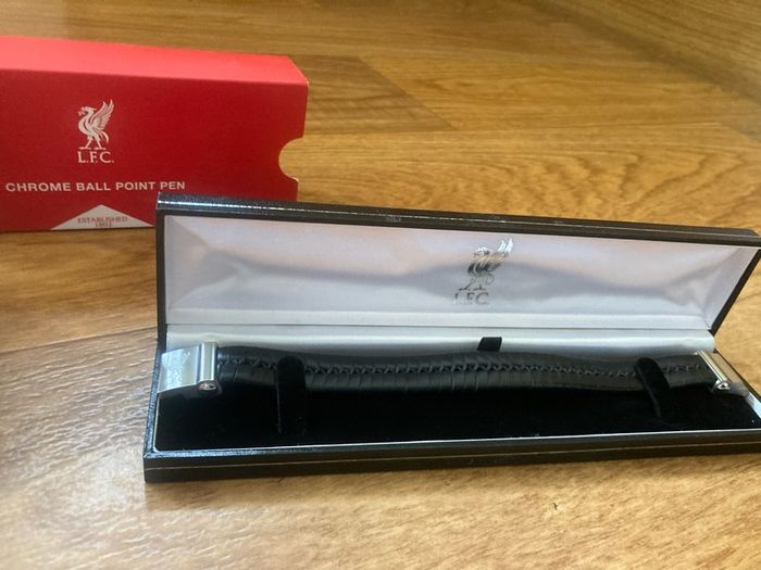 Liverpool FC Chrome Ball Point Pen + Bracelet