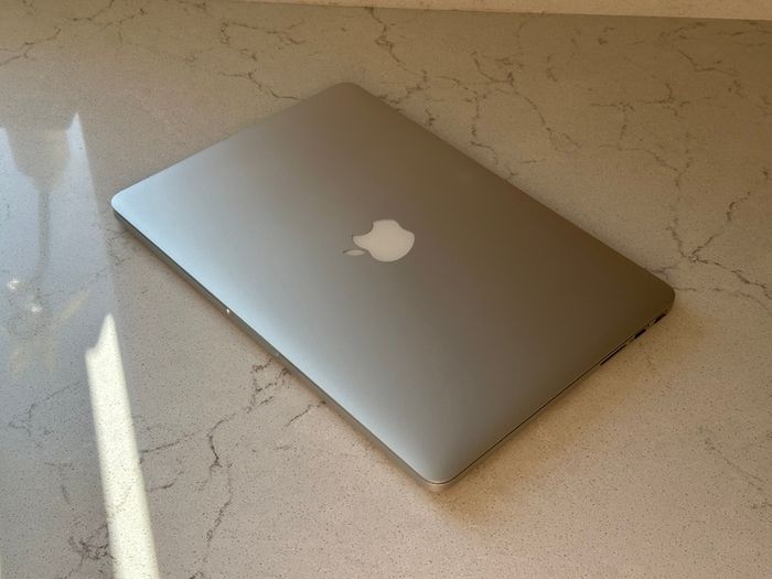 Macbook Pro Retina 2015 (512GB, 8GB, 2.7 GHz i5)