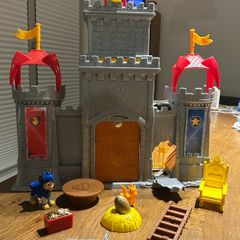 Paw Patrol Rescue Knights Playset Castle