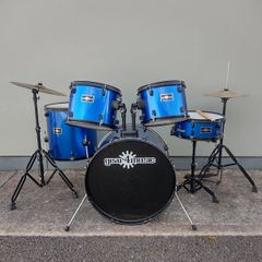 Bargain!!! Full Drum Kit.