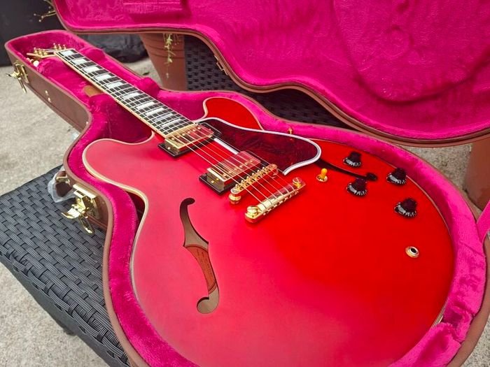 Epiphone 1959 "Inspired by Gibson" ES-355 - pristine condition