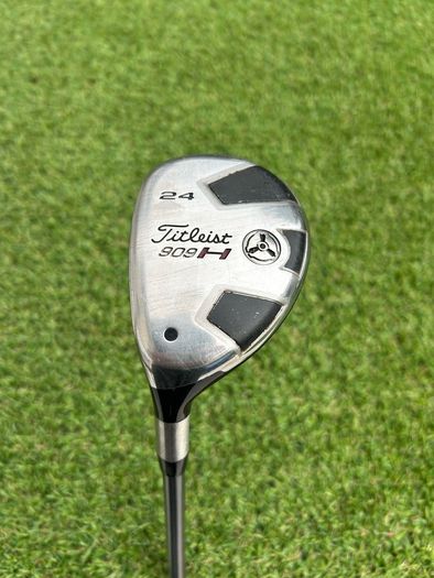 Full set of left handed golf clubs