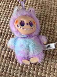 labubu doll