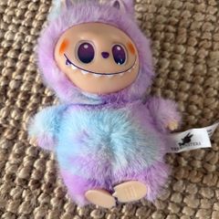 labubu doll
