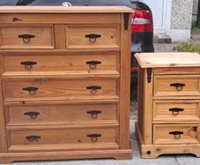 chest of drawers and 1 bedside locker
