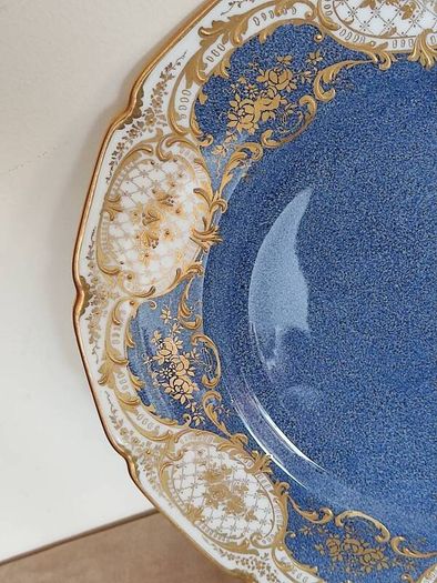 Vintage cabinet plate by Royal Doultot