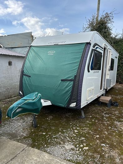 Lunar Quasar 554 4 Berth caravan